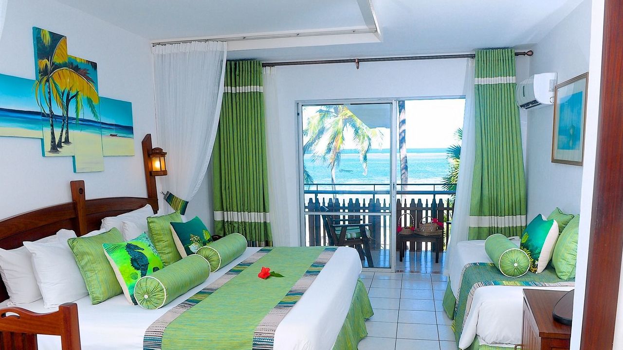 voyager beach resort rooms